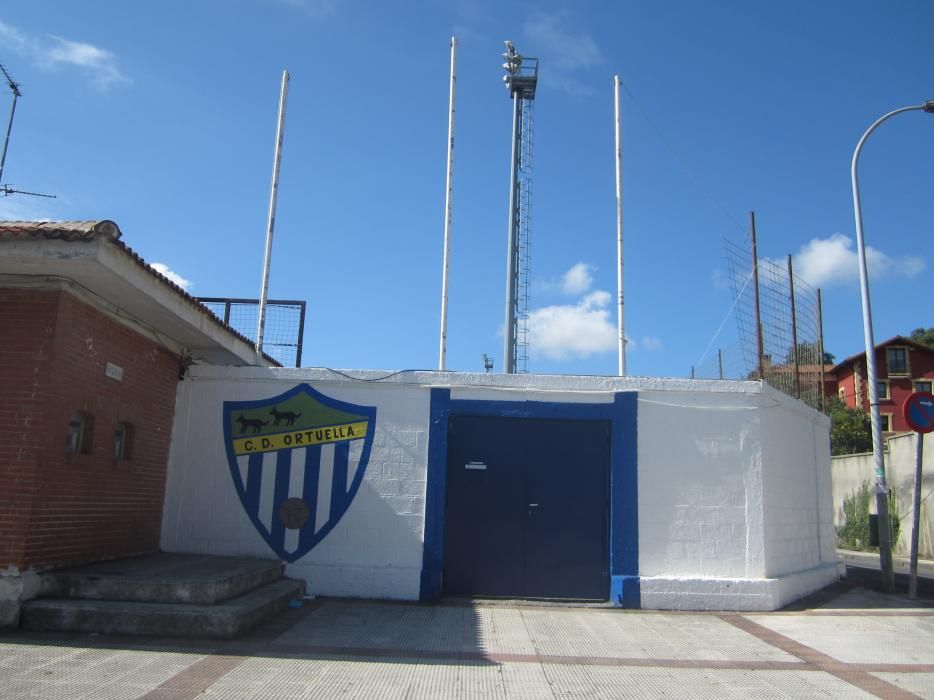 Entrada al campo de Otxartaga Berri